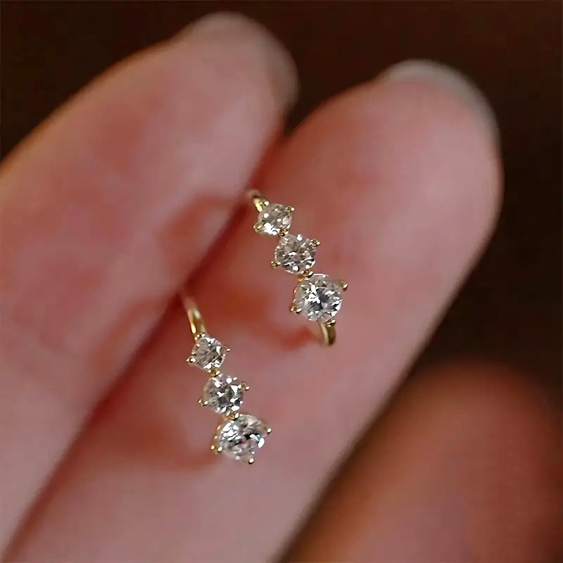 Simple Delicate Earrings Women's Fashion - Image 5
